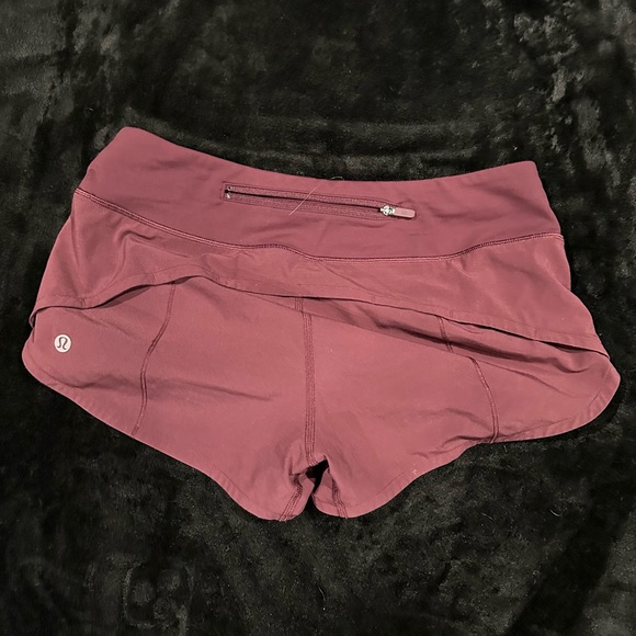 Maroon Discontinued Size 4 Lululemon Shorts - Picture 1 of 2